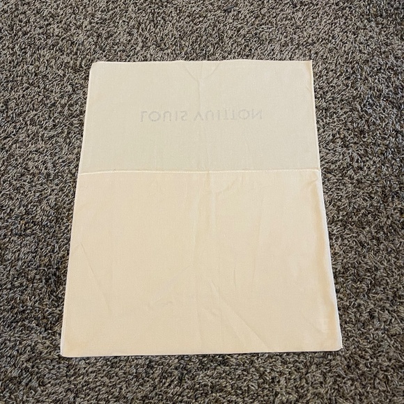 Louis Vuitton Dust Bag - Picture 3 of 3
